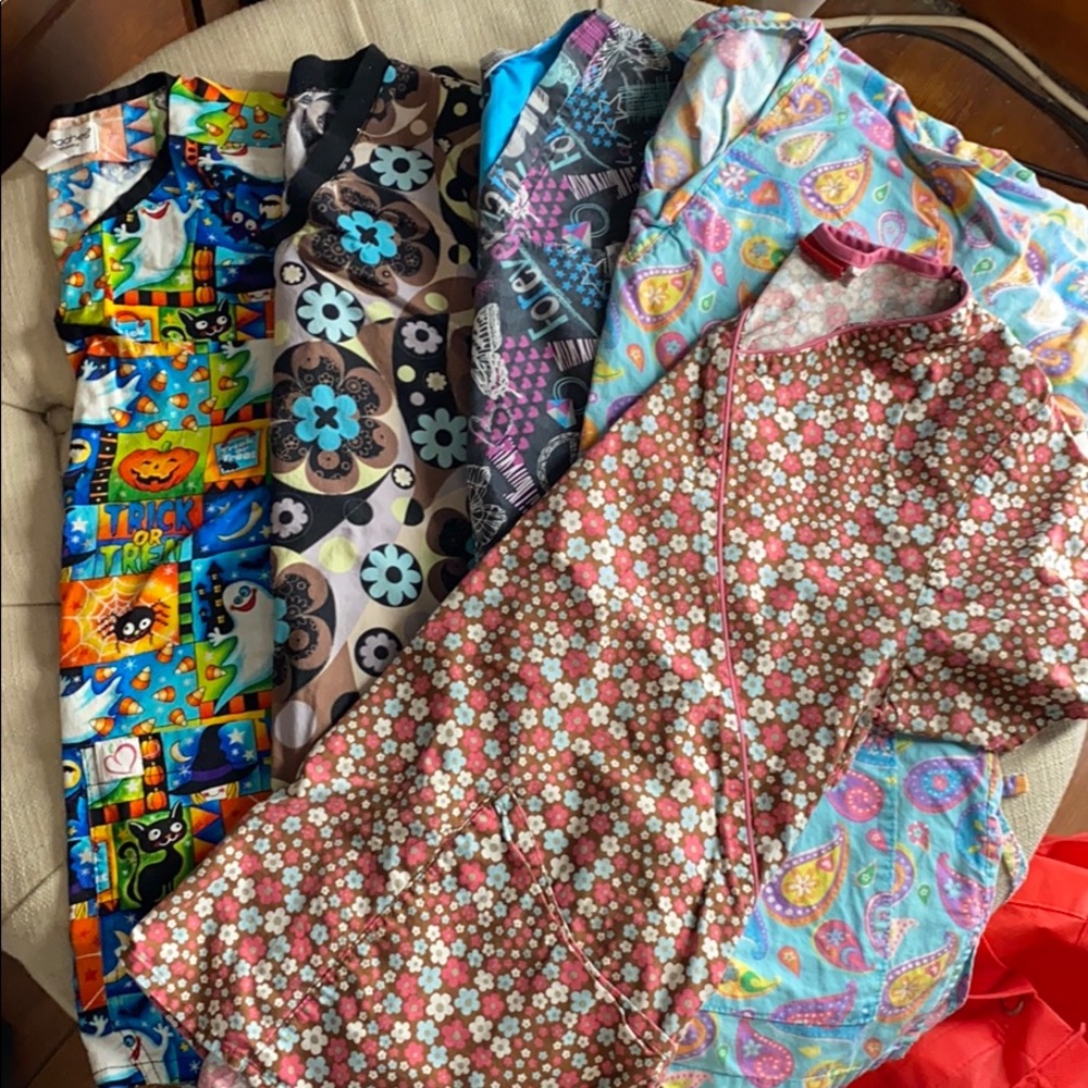 Scrub 5 tops bundle